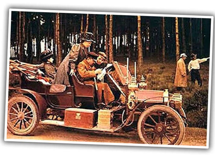 Another Early Color Photo Of A Car From 1907